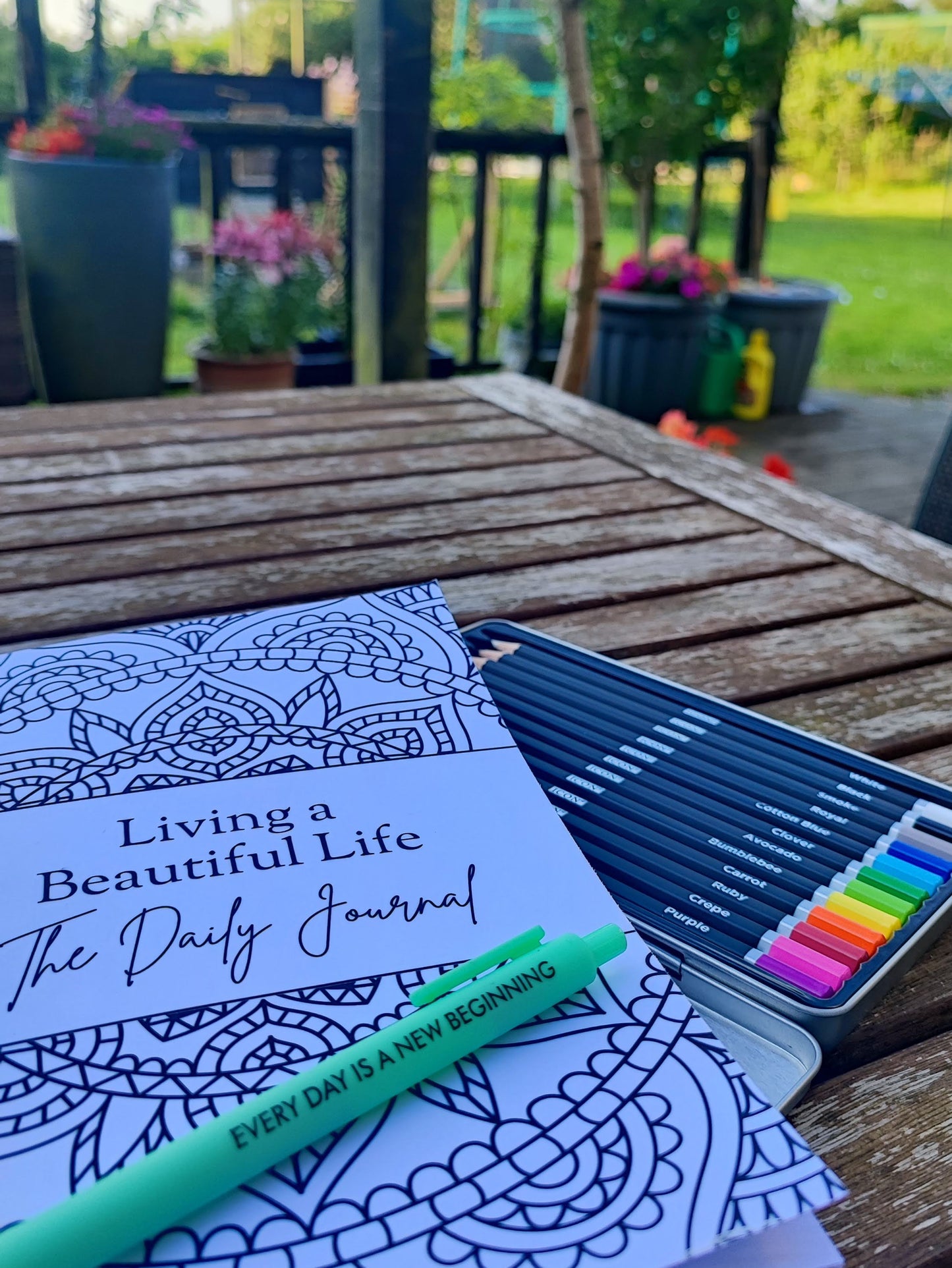 Living a Beautiful Life - The 100 Day Journal